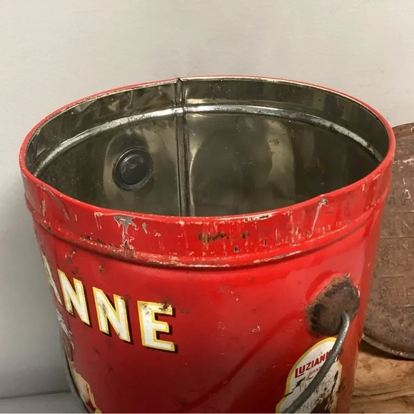 🔴 Vintage - Antique? - Luzianne Coffee And Chicory Tin w/ Lid - Collectible - Picture 11 of 16